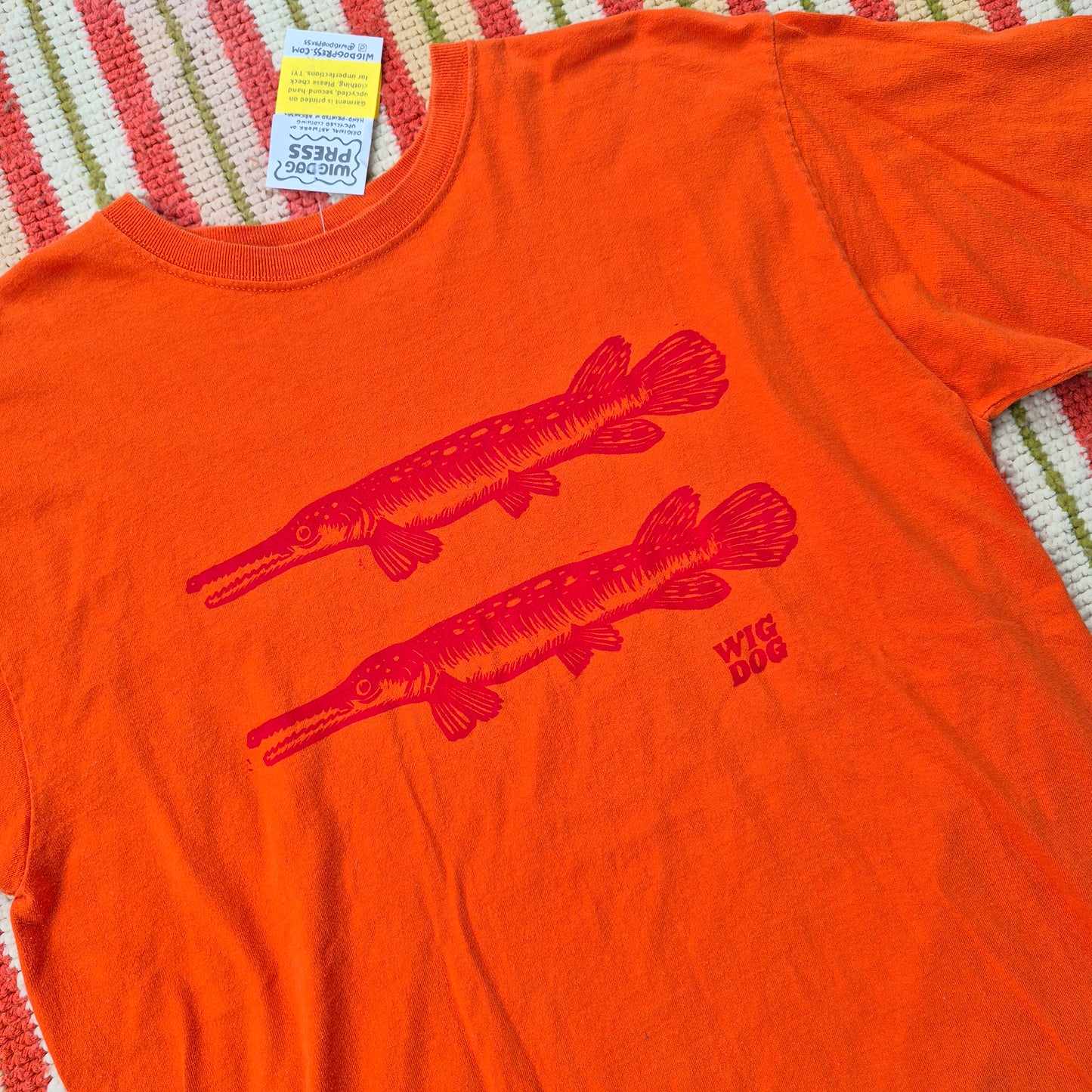 L: Block Printed Gar Tee