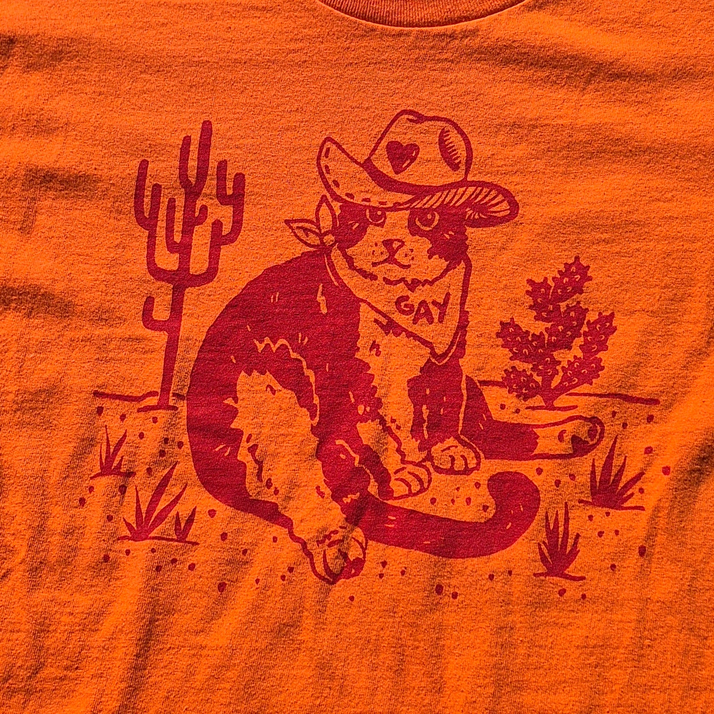 L: Howdy Cutie Tee
