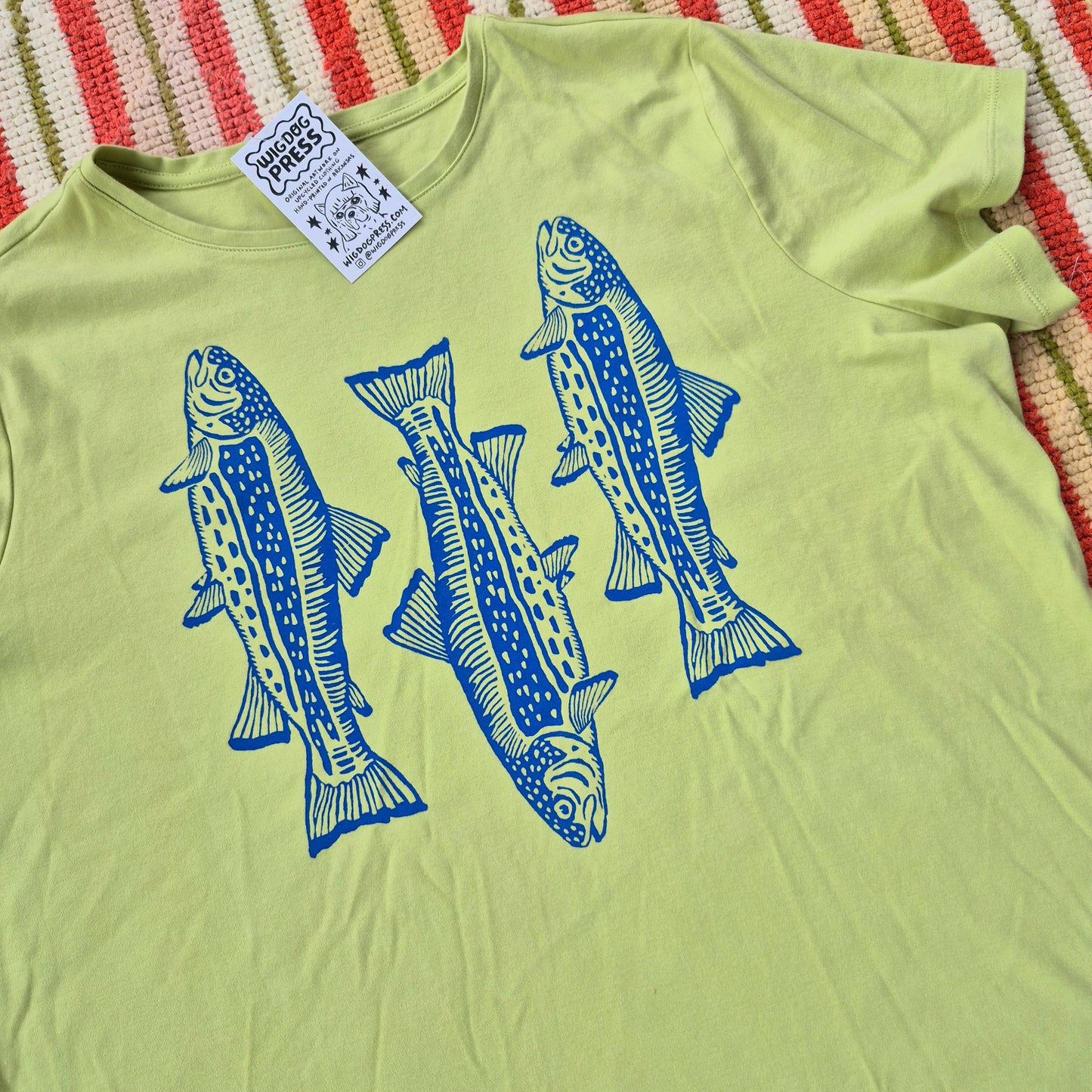 2XL: Three Fish Tee