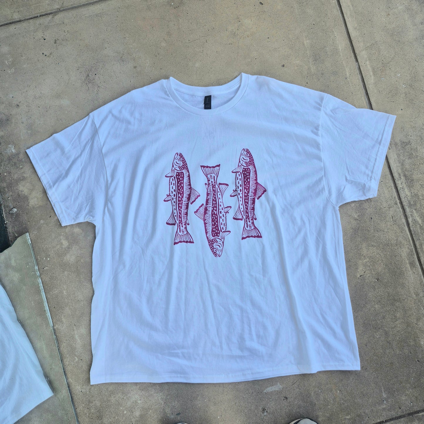 3XL: Three Fish Tee