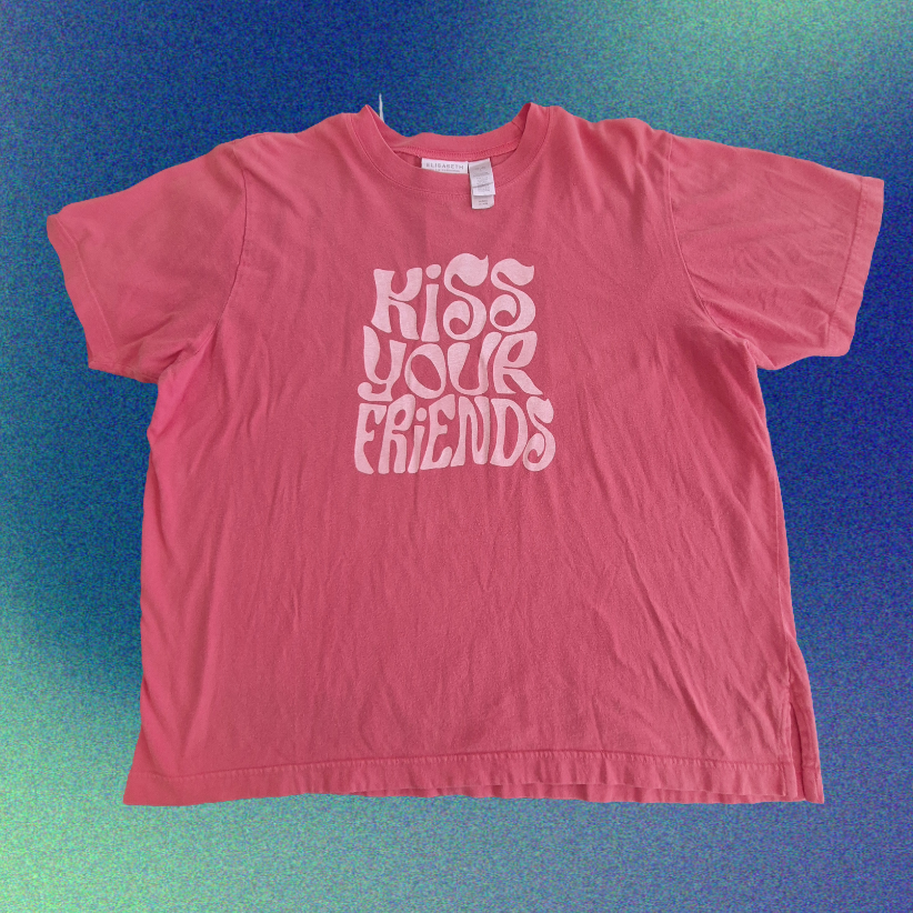 XL: Kiss Your Friends Tee